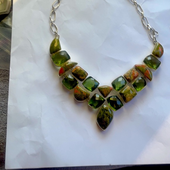 Beautiful Unakite & mixed Stone real - Picture 2 of 3